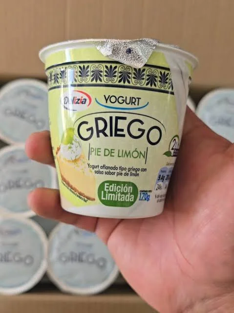YOGUR GRIEGO PAI DE LIMON
